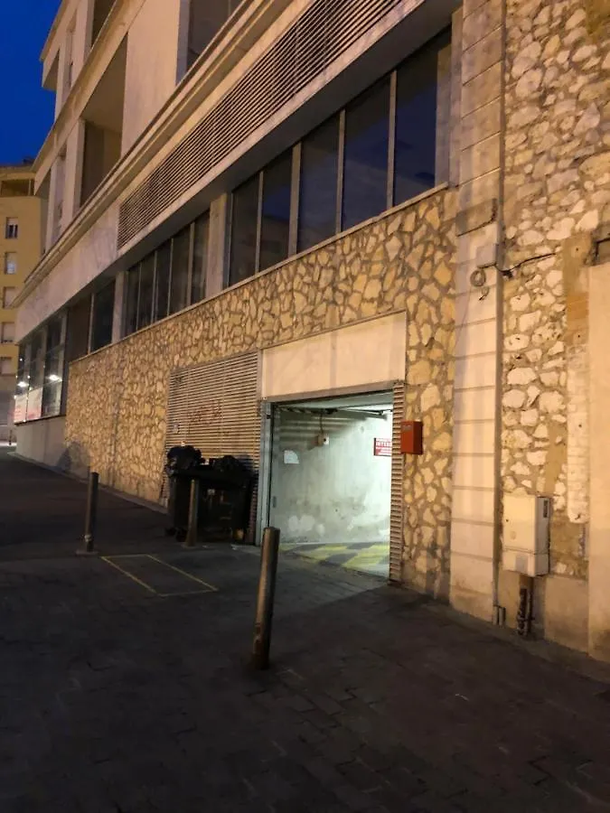 Splendide Appartement Joliette parking securisé Marseille